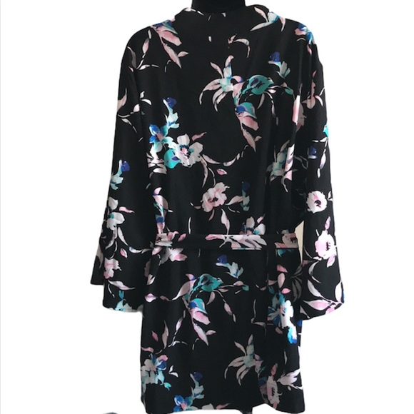 Lane Bryant Floral Print Tunic Size 26/28 - Picture 2 of 6